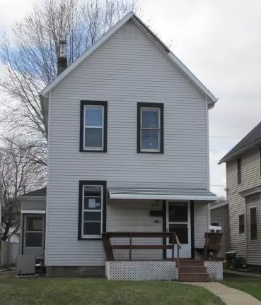3115 Jackson St, Dubuque, IA 52001 photo 1