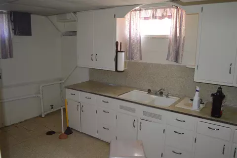 104 Main St, Readlyn, IA 50668 photo 11