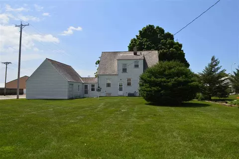 104 Main St, Readlyn, IA 50668 photo 12