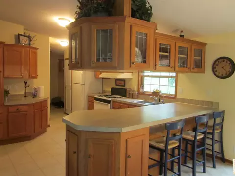 12402 Agate Rd, Elgin, IA 52141 photo 5
