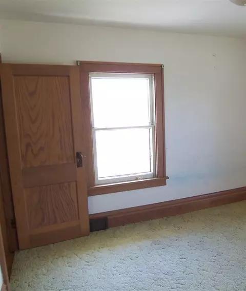 202 7th St, Gladbrook, IA 50635 photo 7