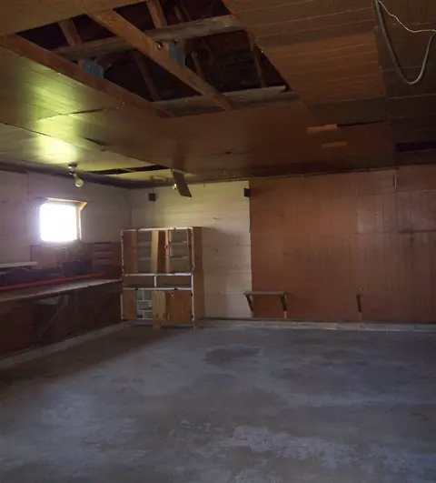 202 7th St, Gladbrook, IA 50635 photo 11