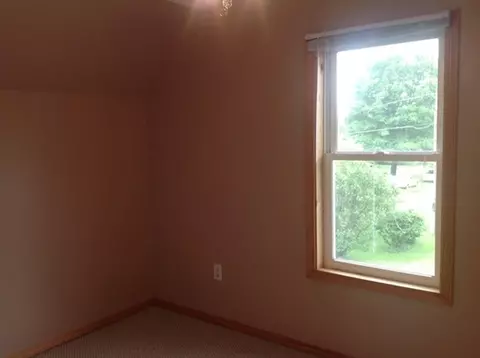 522 E Monroe St, Caledonia, MN 55921 photo 4