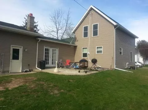 522 E Monroe St, Caledonia, MN 55921 photo 3