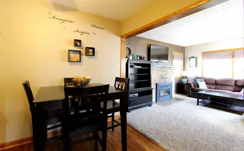 1121 E Mitchell Ave, Waterloo, IA 50702 photo 9