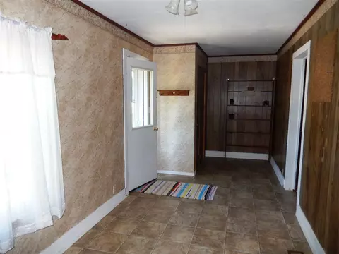 316 E 2nd St, Sumner, IA 50674 photo 10