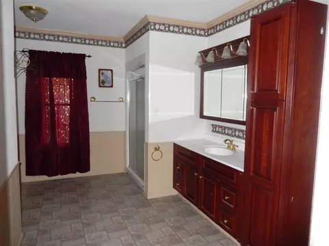 316 E 2nd St, Sumner, IA 50674 photo 8