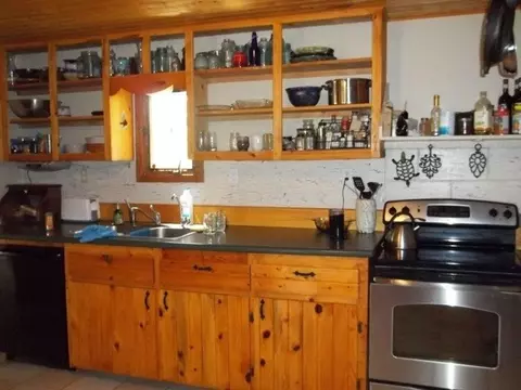 2789 River Rd, Decorah, IA 52101 photo 4