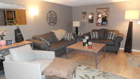 426 Ivanhoe Rd, Waterloo, IA 50701 photo 7