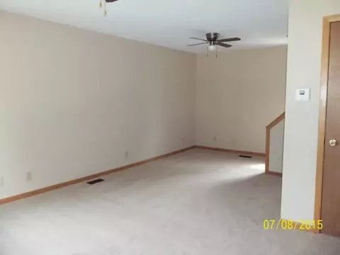 630 Chicago St, Sumner, IA 50674 photo 4