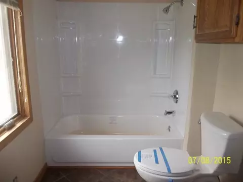 630 Chicago St, Sumner, IA 50674 photo 6