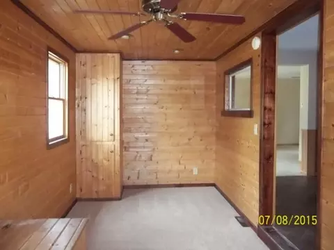 630 Chicago St, Sumner, IA 50674 photo 5
