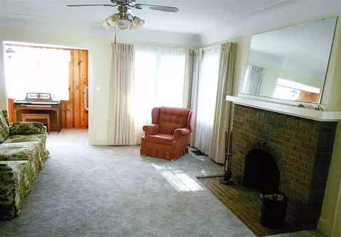 408 E Mitchell Ave, Waterloo, IA 50702 photo 2