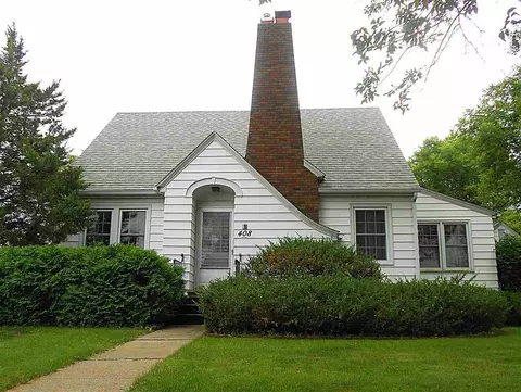 408 E Mitchell Ave, Waterloo, IA 50702 photo 1