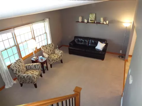 825 E San Marnan Dr, Waterloo, IA 50702 photo 14