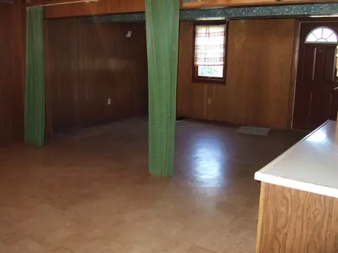 1745 E Mitchell Ave, Waterloo, IA 50702 photo 9