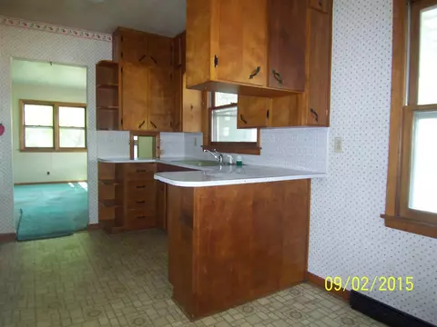 1615 E Mitchell, Waterloo, IA 50702 photo 3