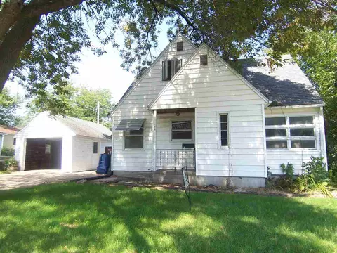 1615 E Mitchell, Waterloo, IA 50702 photo 1