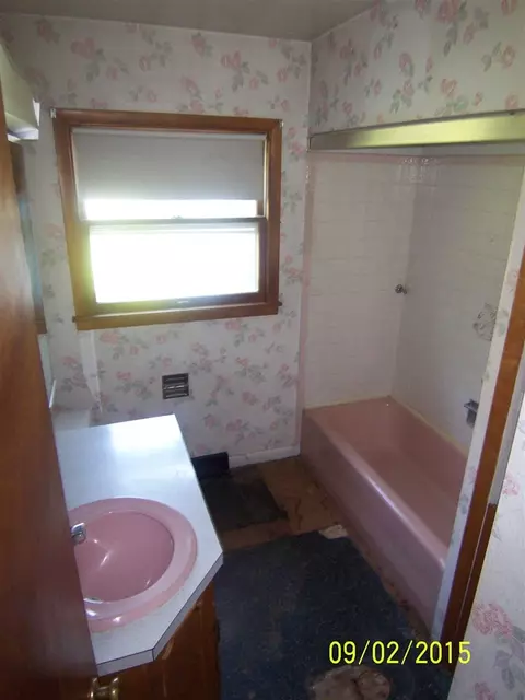 1615 E Mitchell, Waterloo, IA 50702 photo 5