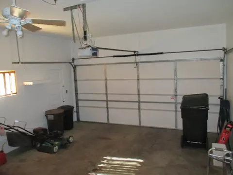 1182 E Ridgeway, Waterloo, IA 50702 photo 17