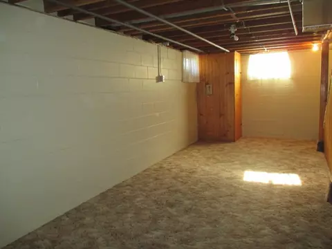 1182 E Ridgeway, Waterloo, IA 50702 photo 11