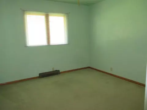 1182 E Ridgeway, Waterloo, IA 50702 photo 10