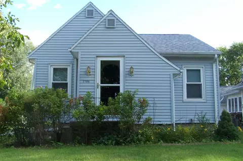 1706 Bertch Ave, Waterloo, IA 50702 photo 1
