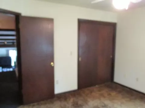 608 SE 4th Ave, Cascade, IA 52033 photo 7