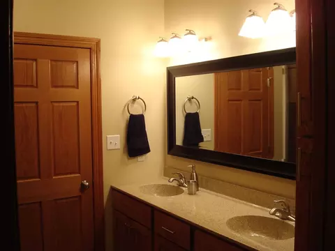 4918 Millenium Dr, Cedar Falls, IA 50613 photo 7