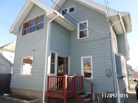 1208 W 5 St, Waterloo, IA 50702 photo 2