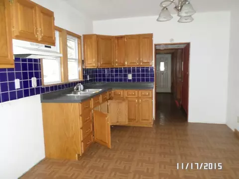 1208 W 5 St, Waterloo, IA 50702 photo 7