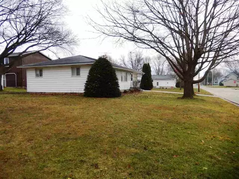902 W 3rd St, Sumner, IA 50674 photo 15