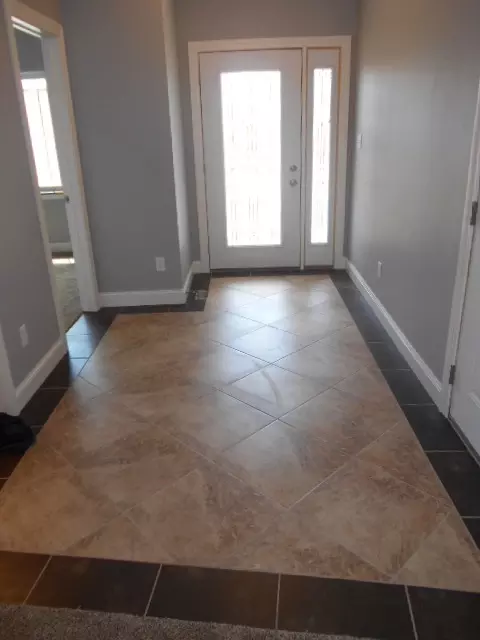 1896 Red Tail Dr, Waterloo, IA 50701 photo 9