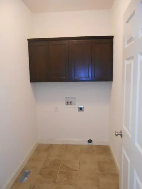 1896 Red Tail Dr, Waterloo, IA 50701 photo 6