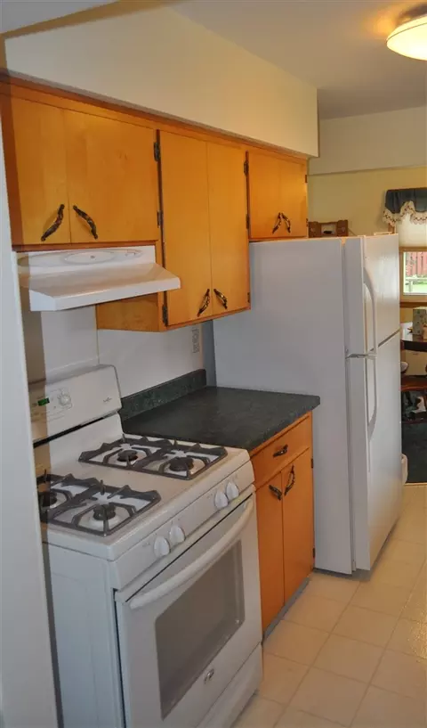 1910 Cornwall Ave, Waterloo, IA 50702 photo 3