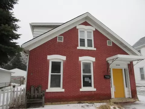 2503 Windsor Ave, Dubuque, IA 52001 photo 1