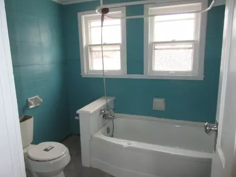 2503 Windsor Ave, Dubuque, IA 52001 photo 5