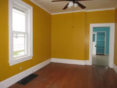 2503 Windsor Ave, Dubuque, IA 52001 photo 4