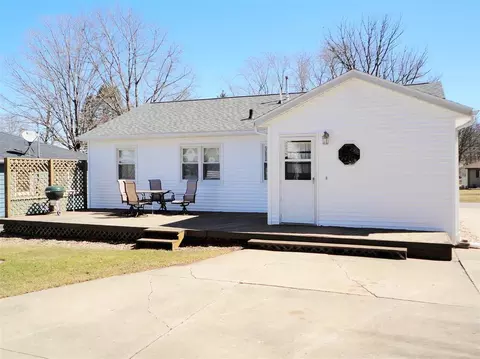 154 Vincent Rd, Waterloo, IA 50701 photo 9