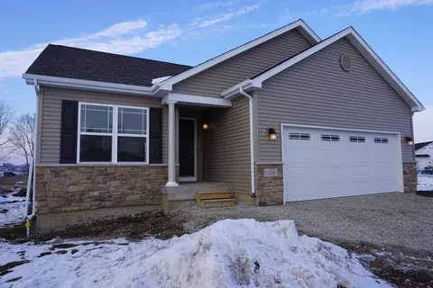 1106 Sandpiper Ct, Waterloo, IA 50702 photo 1