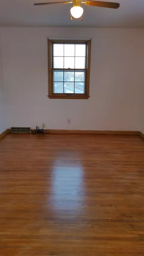 1641 Byron Ave, Waterloo, IA 50702 photo 13