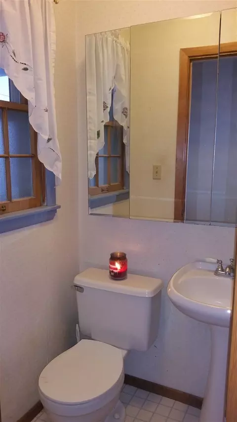 1641 Byron Ave, Waterloo, IA 50702 photo 7