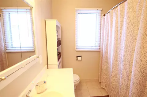 316 Progress Ave, Waterloo, IA 50701 photo 5