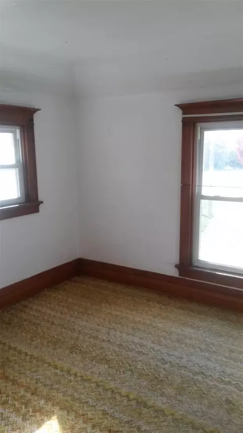 305 Alice St, Aurora, IA 50607 photo 4