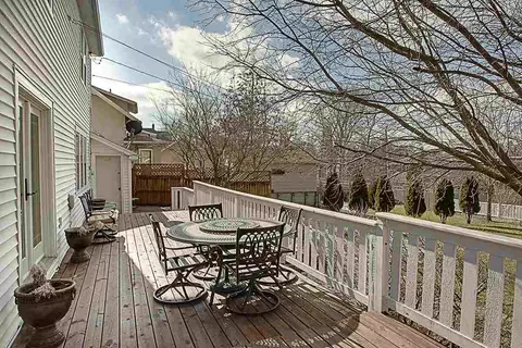 512 Sunset Rd, Waterloo, IA 50701 photo 3