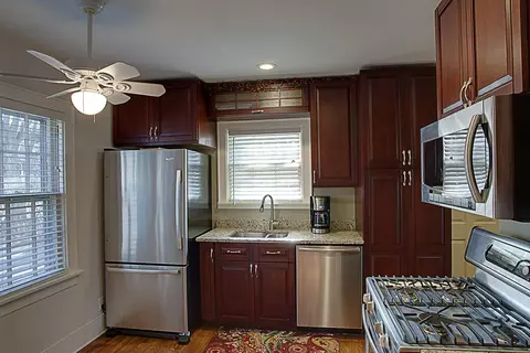 512 Sunset Rd, Waterloo, IA 50701 photo 5