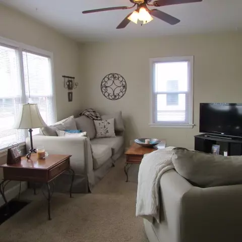 219 Bertch, Waterloo, IA 50702 photo 2