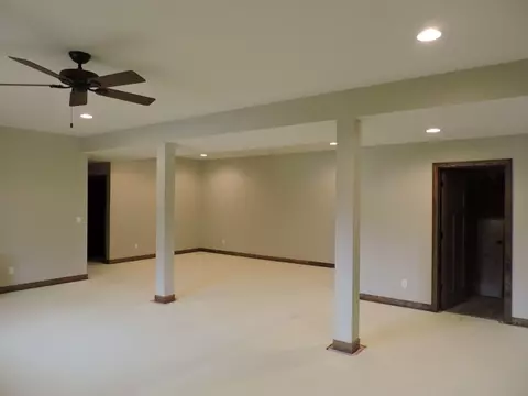 1311 Division St, Decorah, IA 52101 photo 10