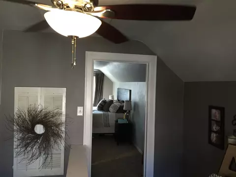 146 Forest Ave, Waterloo, IA 50702 photo 3