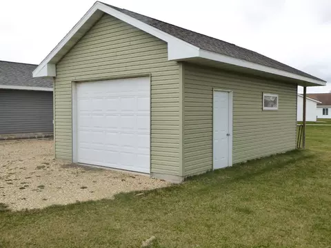 711 E Mark, Shell Rock, IA 50670 photo 20